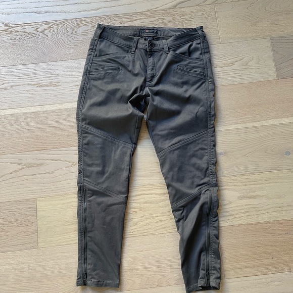 5.11 Tactical Pants - 5.11 Tactical Women’s Pabst’s, deep green, size 10, tons of stretch